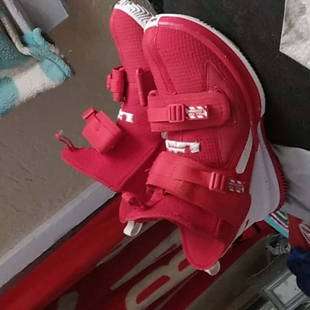 LeBron 13 soldierz